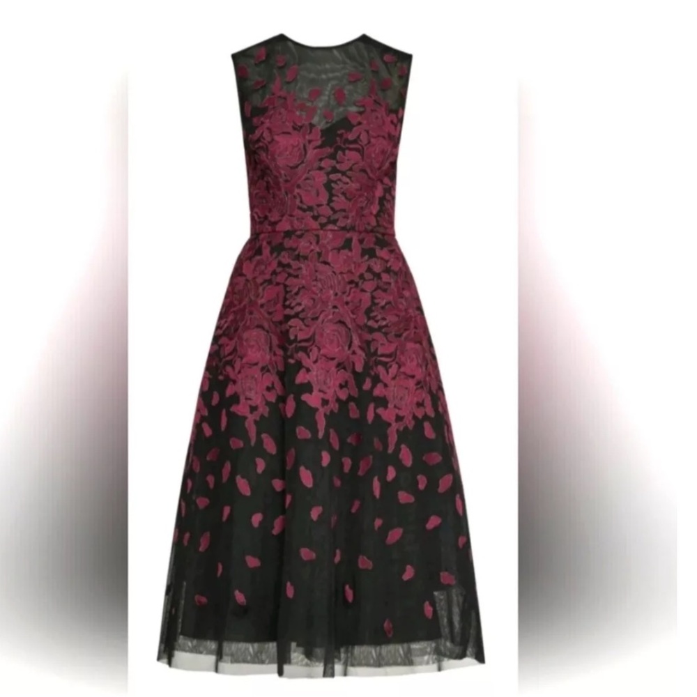 BCBG MAXAZRIA Floral Embroidered Evening Dress Size 02 Bordeaux Red Black Tulle